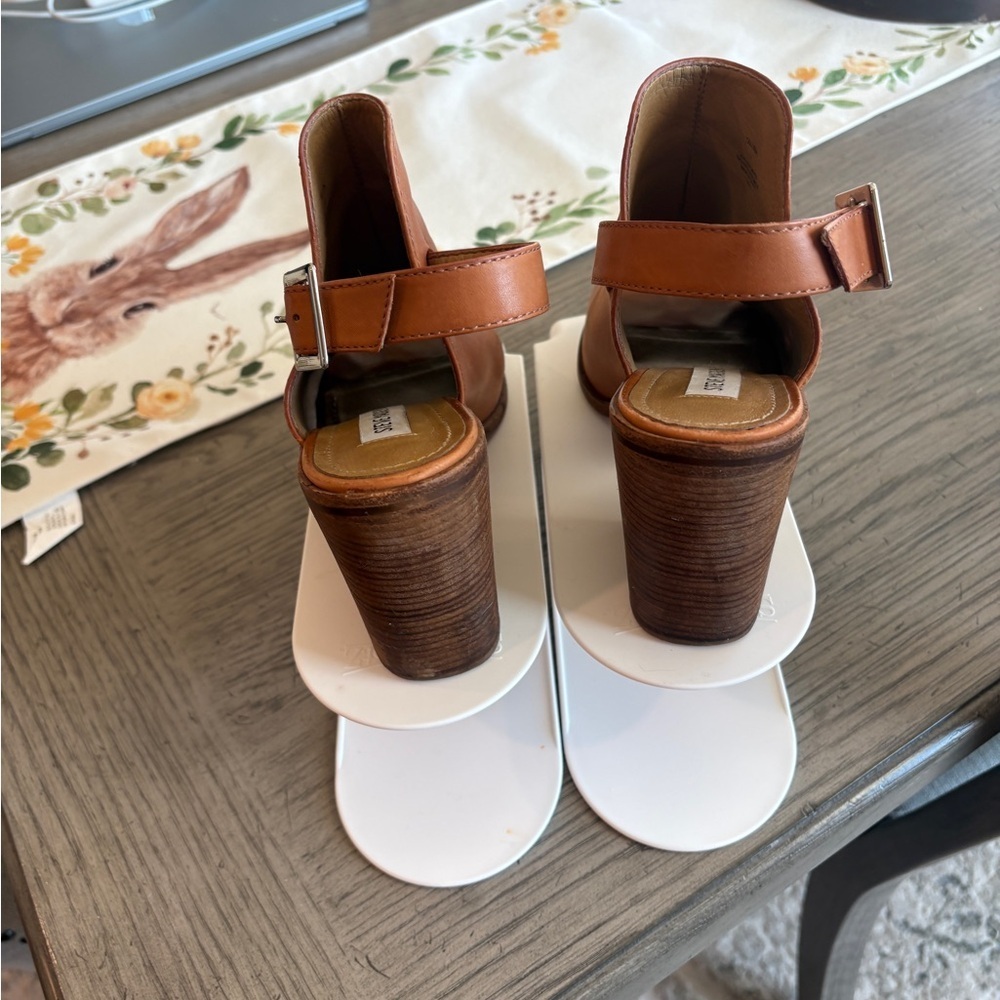 Steve Madden Cognac Open-Toe Block Heel Sandals with Buckle - Picture 3 of 3